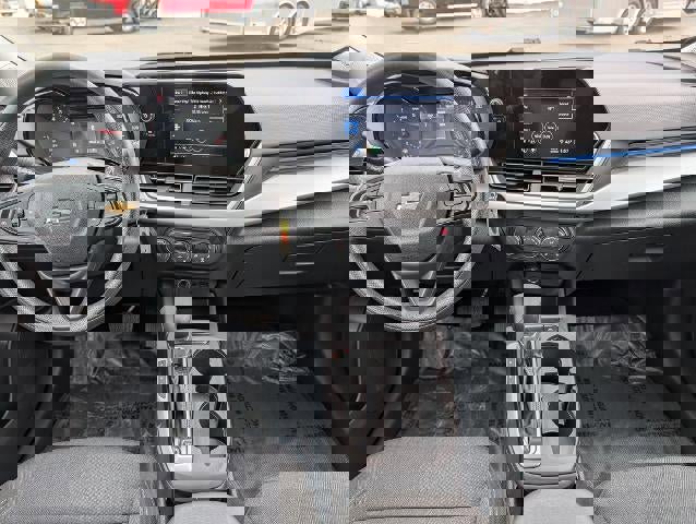 Used 2024 Chevrolet Trax LS image 13