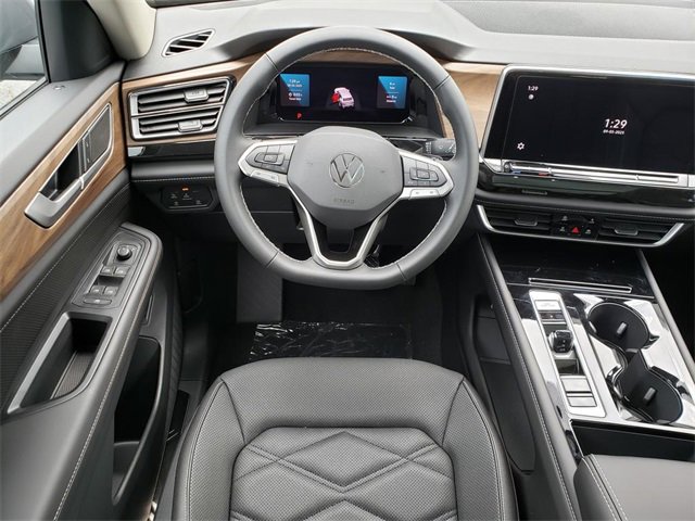 New 2026 Volkswagen Atlas SE image 10