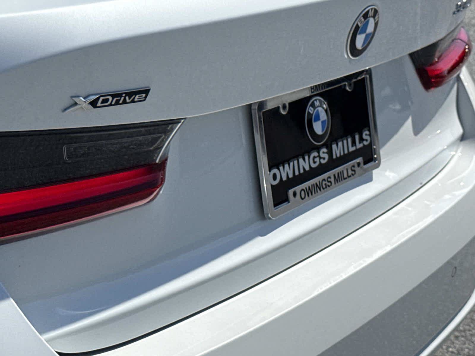 New 2026 BMW 330i xDrive Sedan w/ Premium Package AWD/4WD image 11