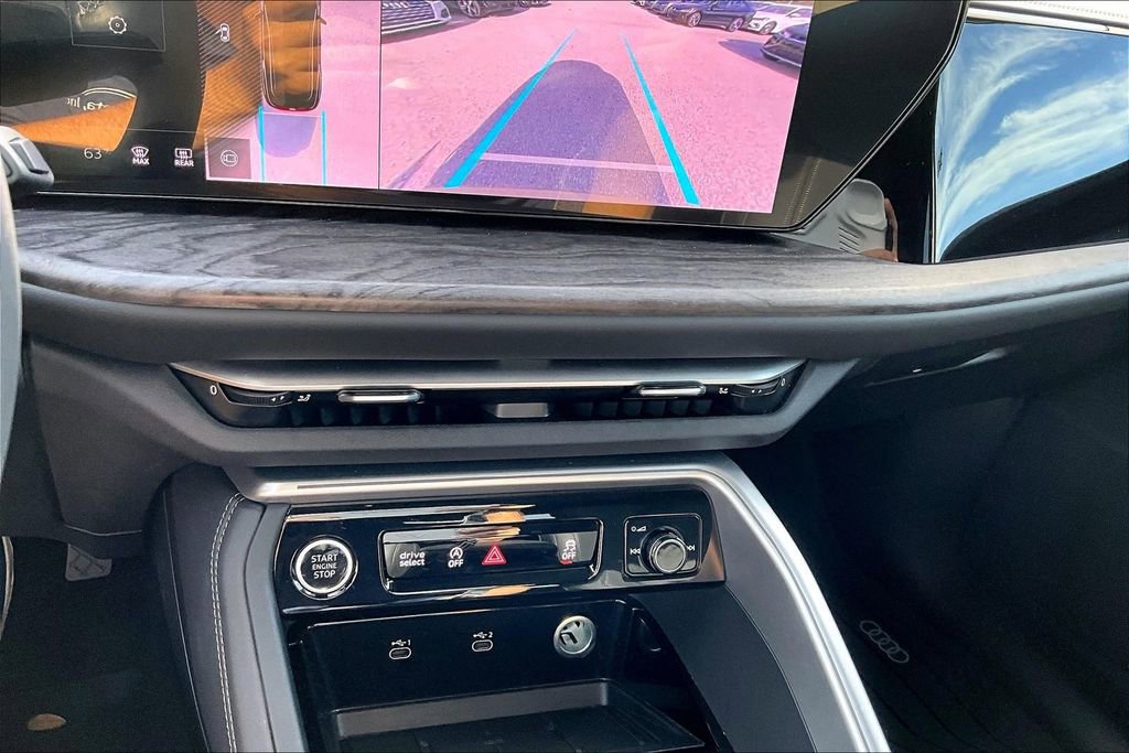 Certified 2025 Audi Q5 Premium Plus w/ Premium Plus image 16