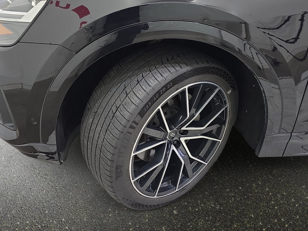 Used 2020 Audi Q8 Premium Plus AWD/4WD image 32