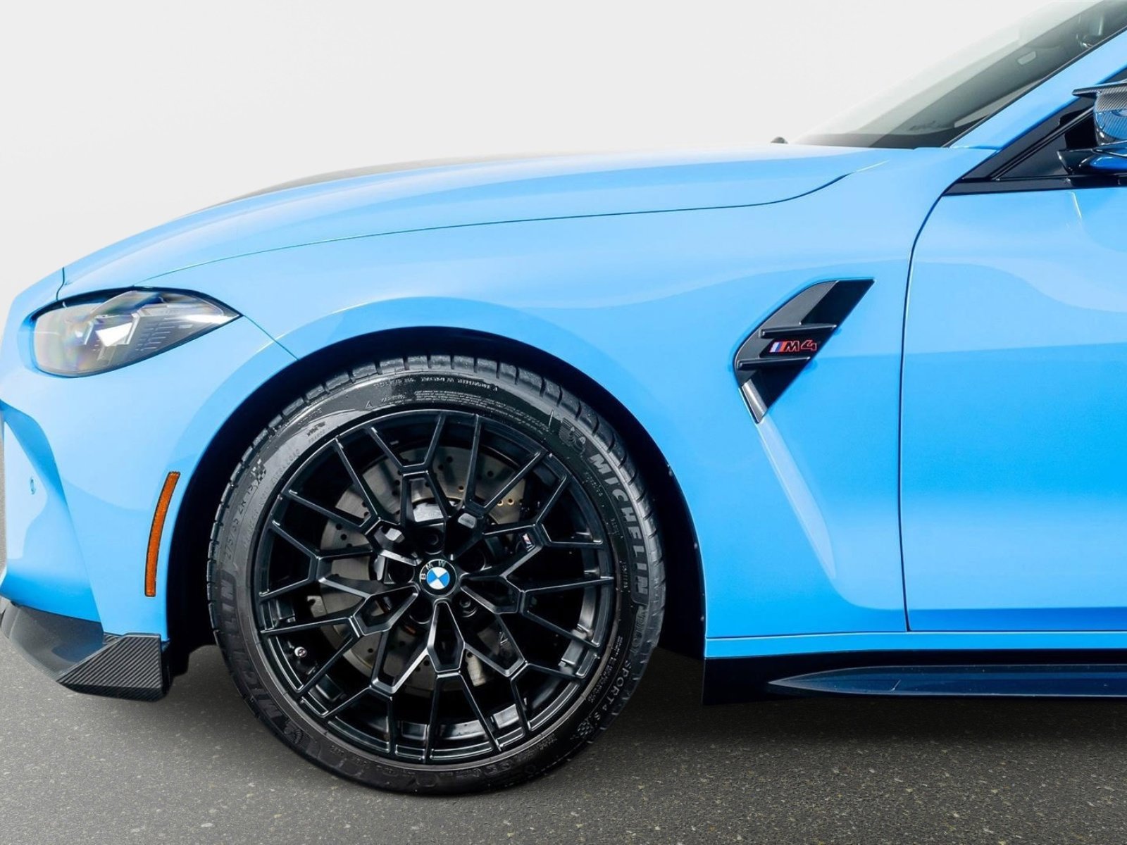 Used 2025 BMW M4 CS image 19