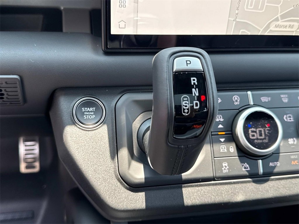 New 2025 Land Rover Defender 110 V8 image 24