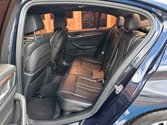 Used 2017 BMW 540i image 21