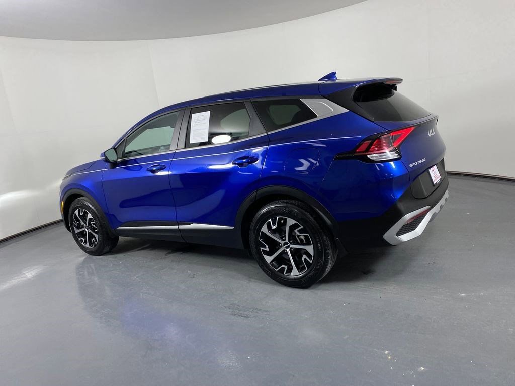 Used 2023 Kia Sportage EX image 4