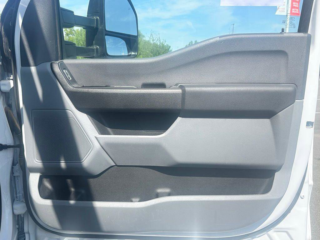 Used 2024 Ford F250 XL image 24
