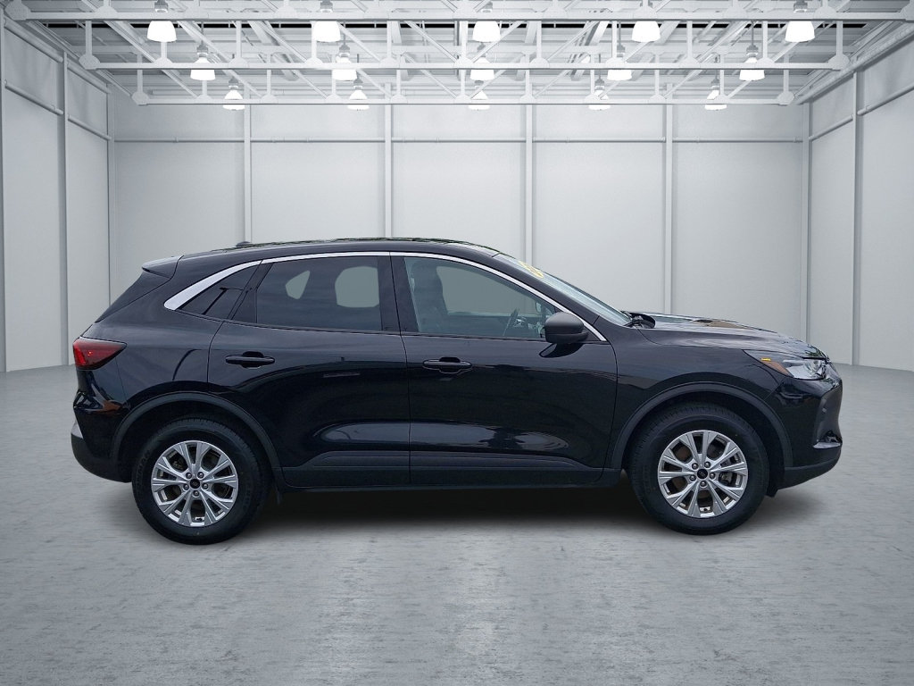 Used 2024 Ford Escape Active AWD/4WD image 10