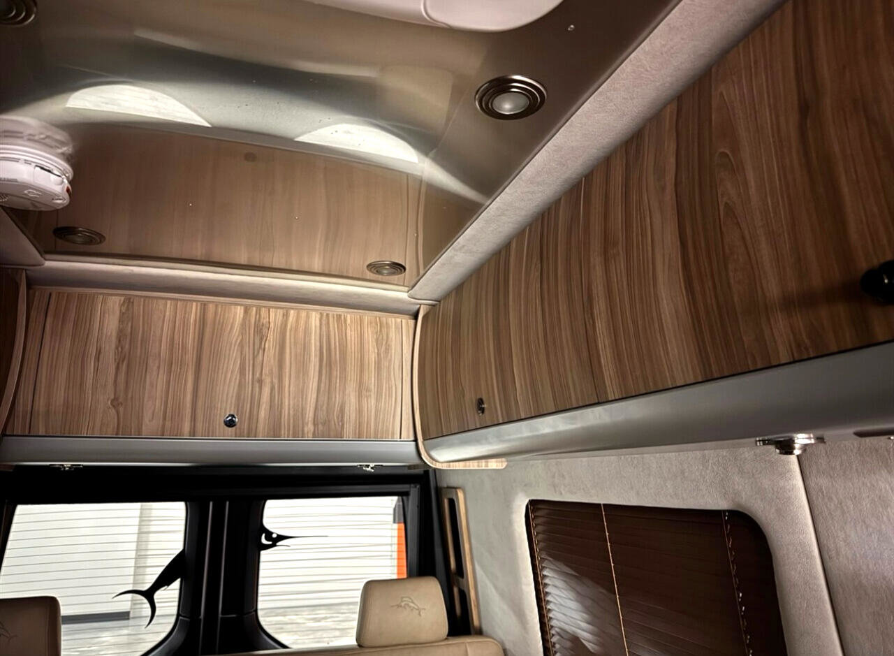 Used 2022 Mercedes-Benz Sprinter 3500 image 22