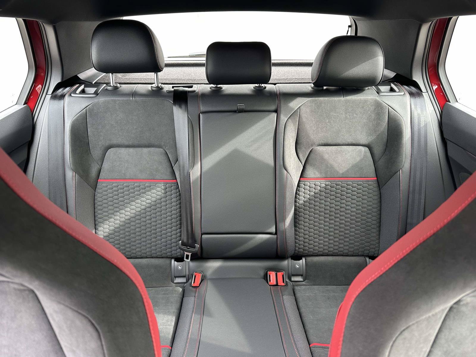 New 2026 Volkswagen GTI SE FWD image 14
