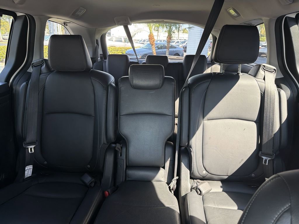 Certified 2024 Honda Odyssey Touring image 12