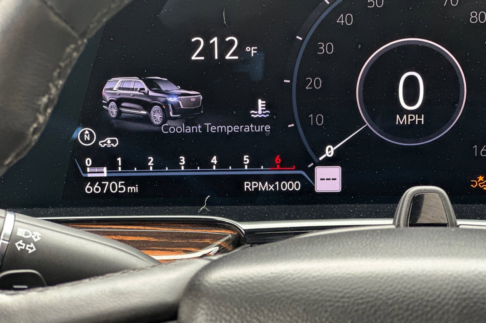 Used 2024 Cadillac Escalade ESV Premium Luxury w/ Performance Package image 37