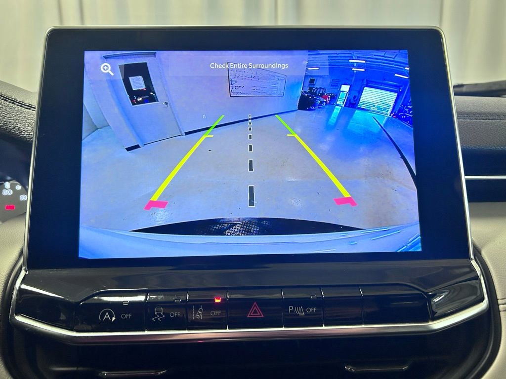 Used 2024 Jeep Compass Limited image 15