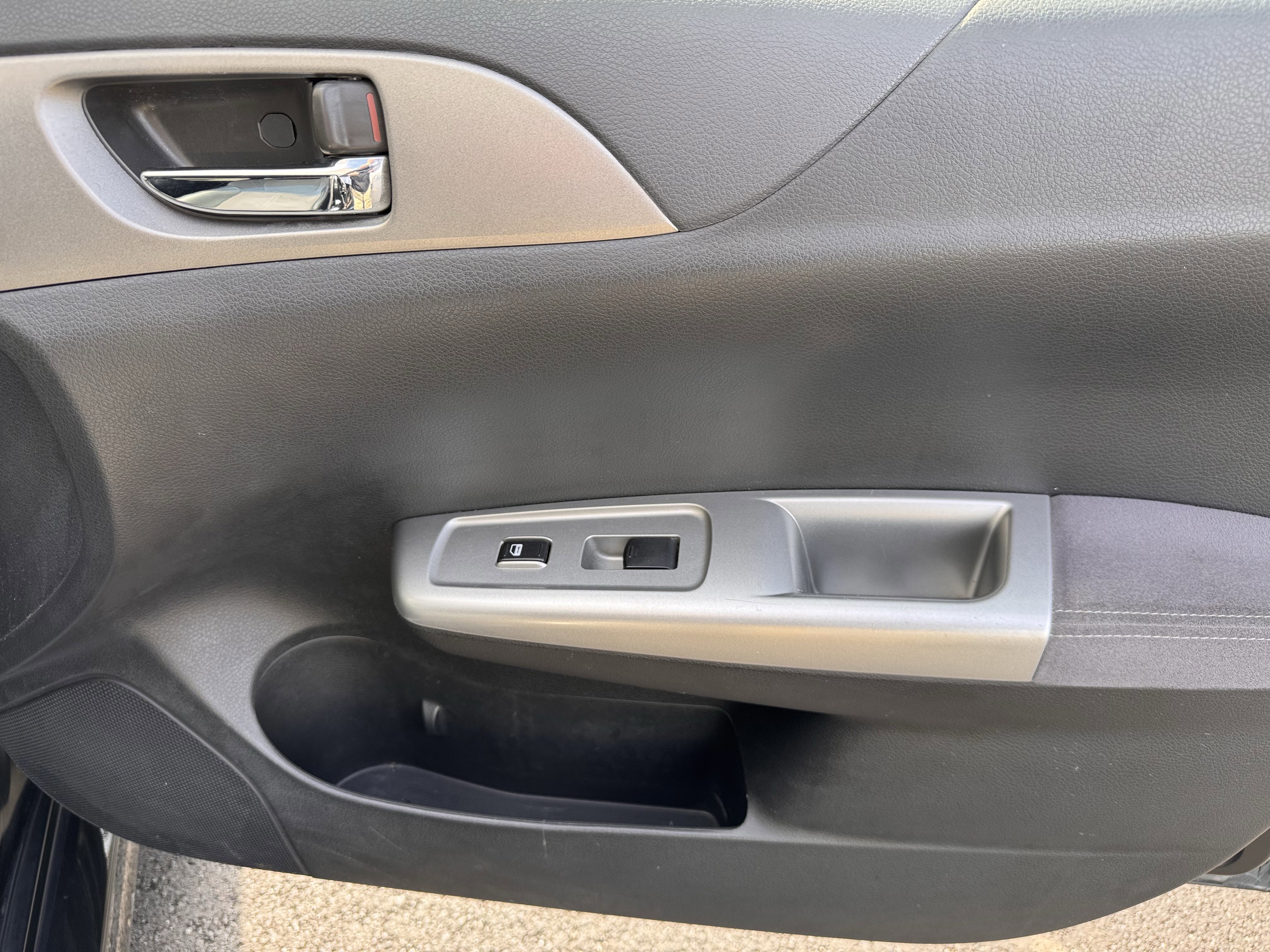 Used 2009 Subaru Impreza WRX STI image 25