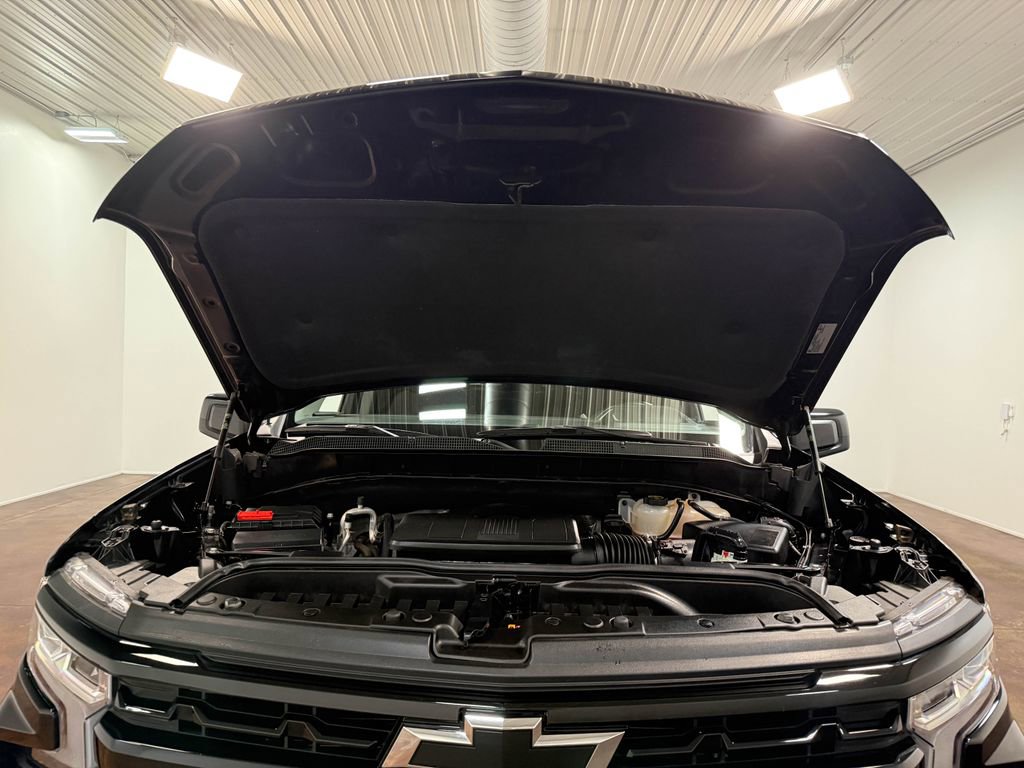 Used 2024 Chevrolet Silverado 1500 RST w/ Z71 Off-Road Package image 19