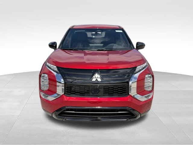 New 2026 Mitsubishi Outlander LE FWD image 8