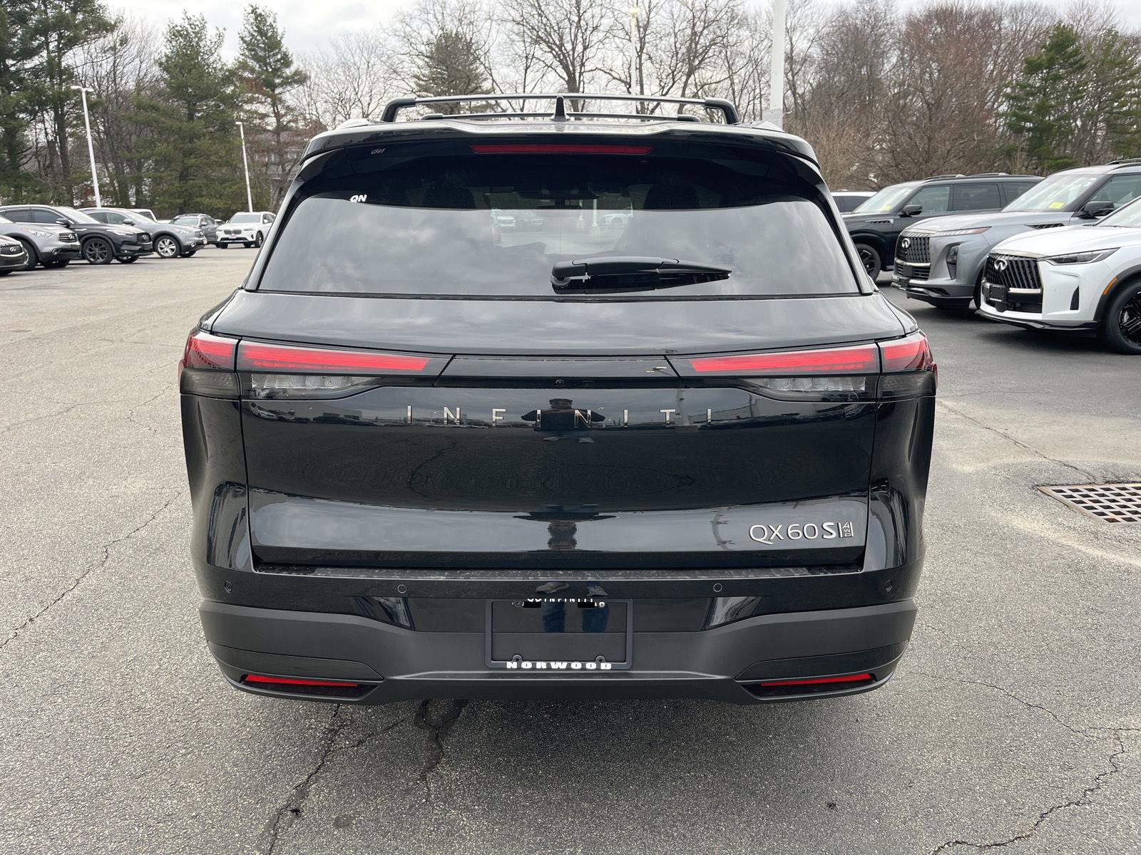 New 2026 INFINITI QX60 Sport w/ Dark Cargo Package image 4