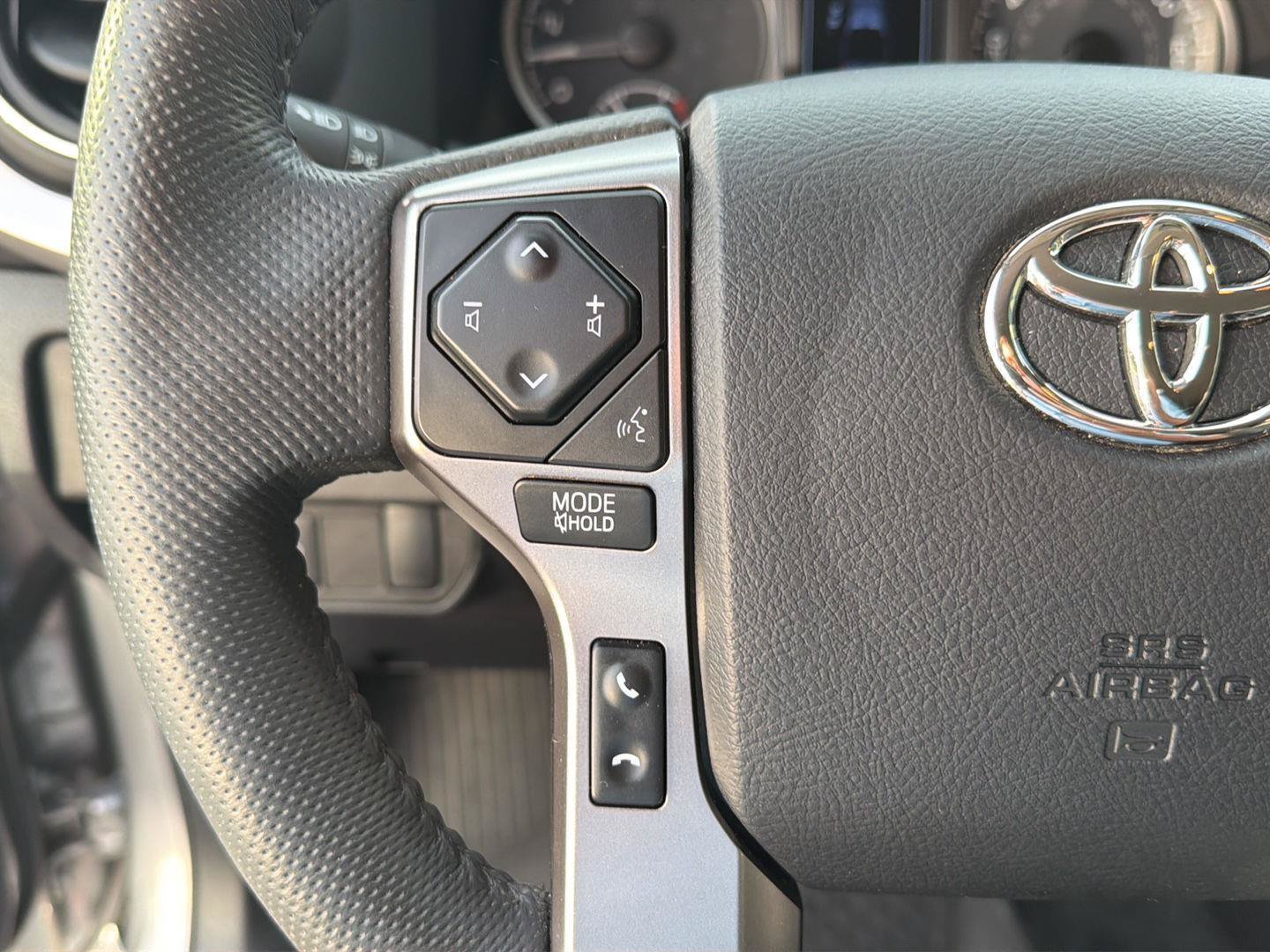 Certified 2023 Toyota Tacoma SR5 w/ Technology Package AWD/4WD image 20