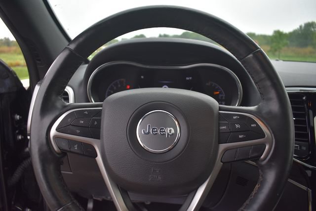 Used 2019 Jeep Grand Cherokee Limited w/ Trailer Tow Group IV AWD/4WD image 39