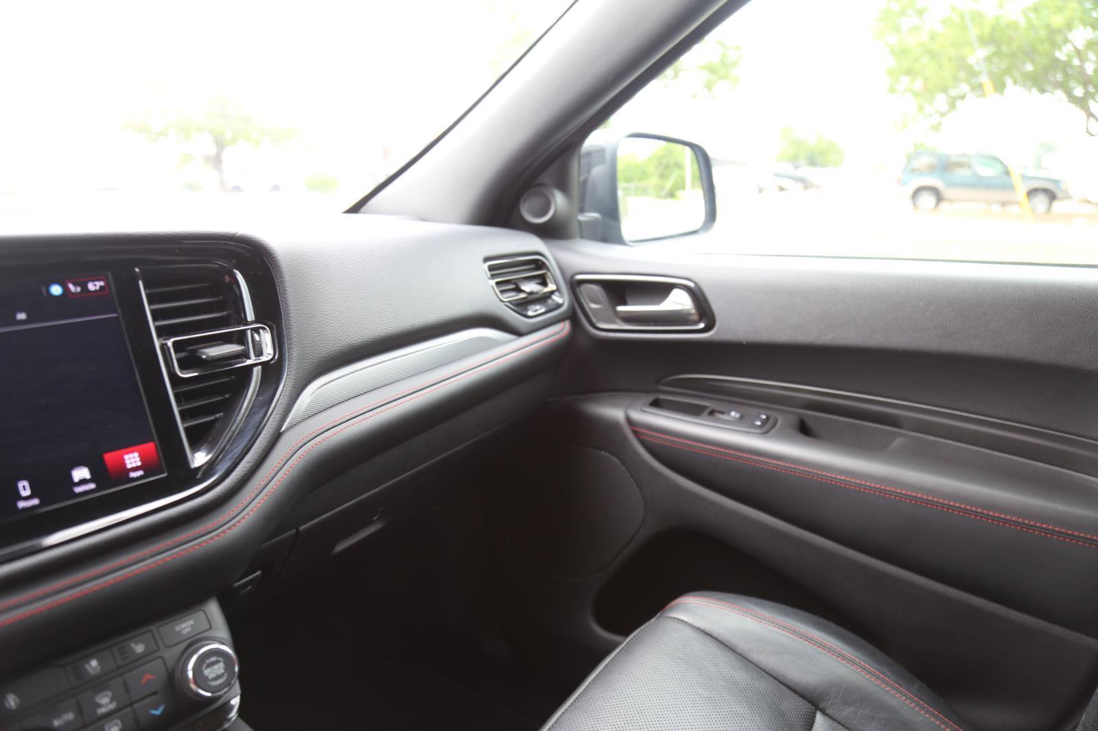 Used 2024 Dodge Durango GT RWD image 16