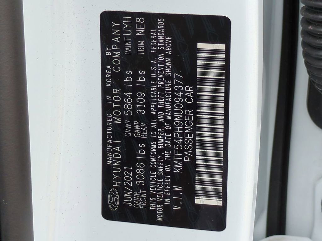 Used 2022 Genesis G90 5.0 Ultimate image 31