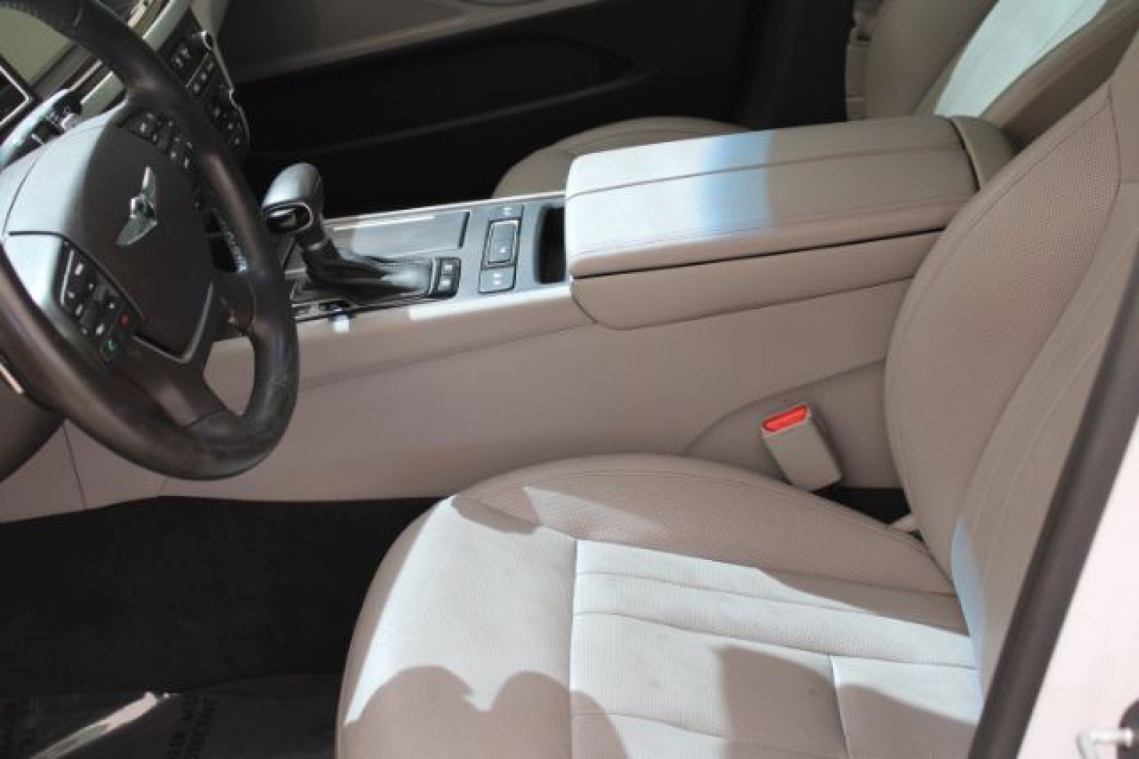 Used 2018 Genesis G80 3.8 w/ Option Group 02 RWD image 15