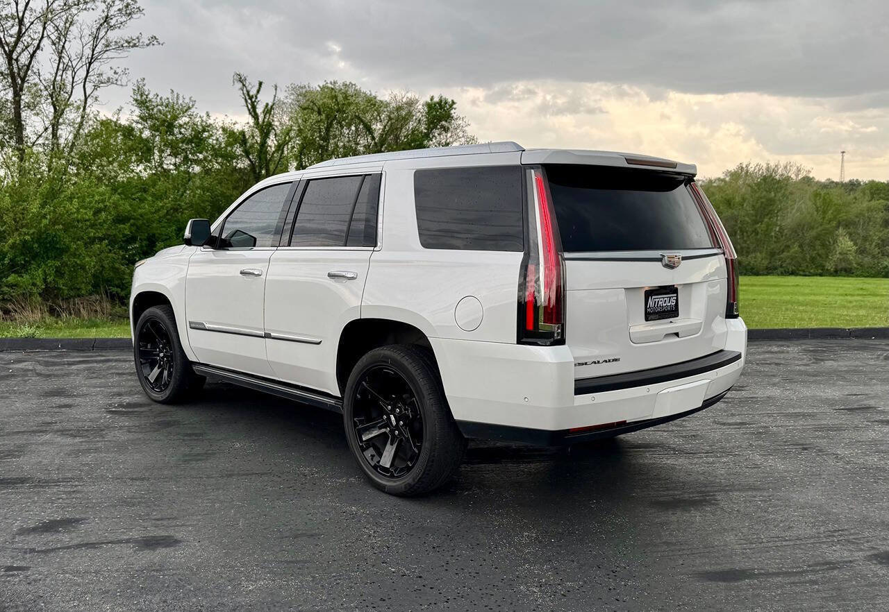 Used 2018 Cadillac Escalade Platinum image 5