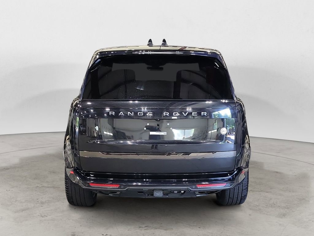 Used 2023 Land Rover Range Rover SV image 4