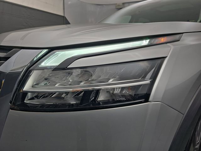 Used 2023 Nissan Pathfinder SL w/ SL Premium Package AWD/4WD image 15
