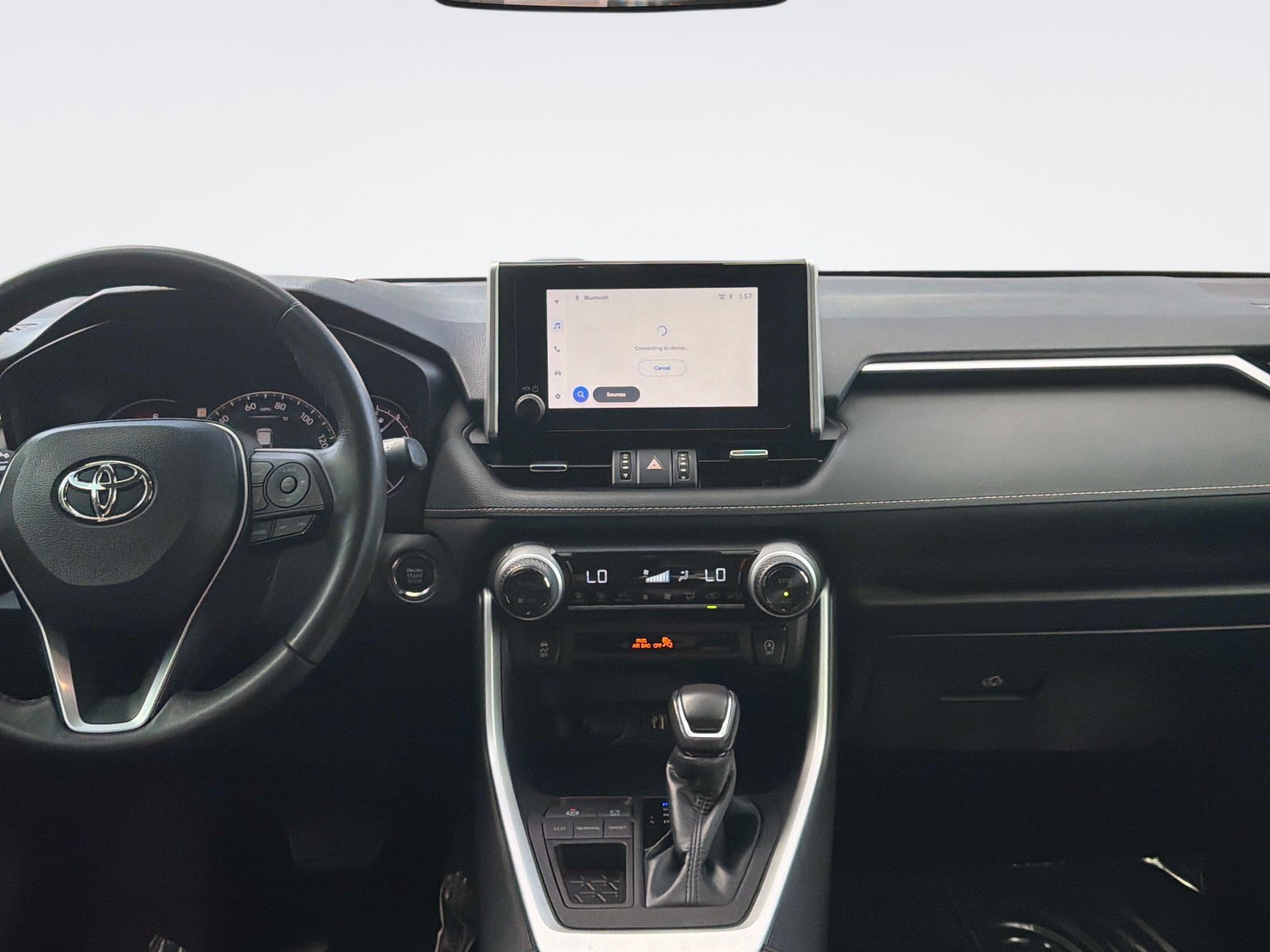 Used 2023 Toyota RAV4 XLE Premium FWD image 13