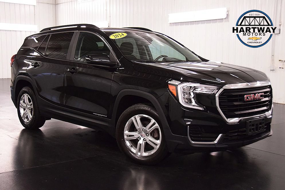 Used 2024 GMC Terrain SLE w/ Driver Convenience Package