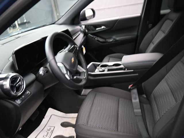 New 2026 Chevrolet Equinox LT image 8