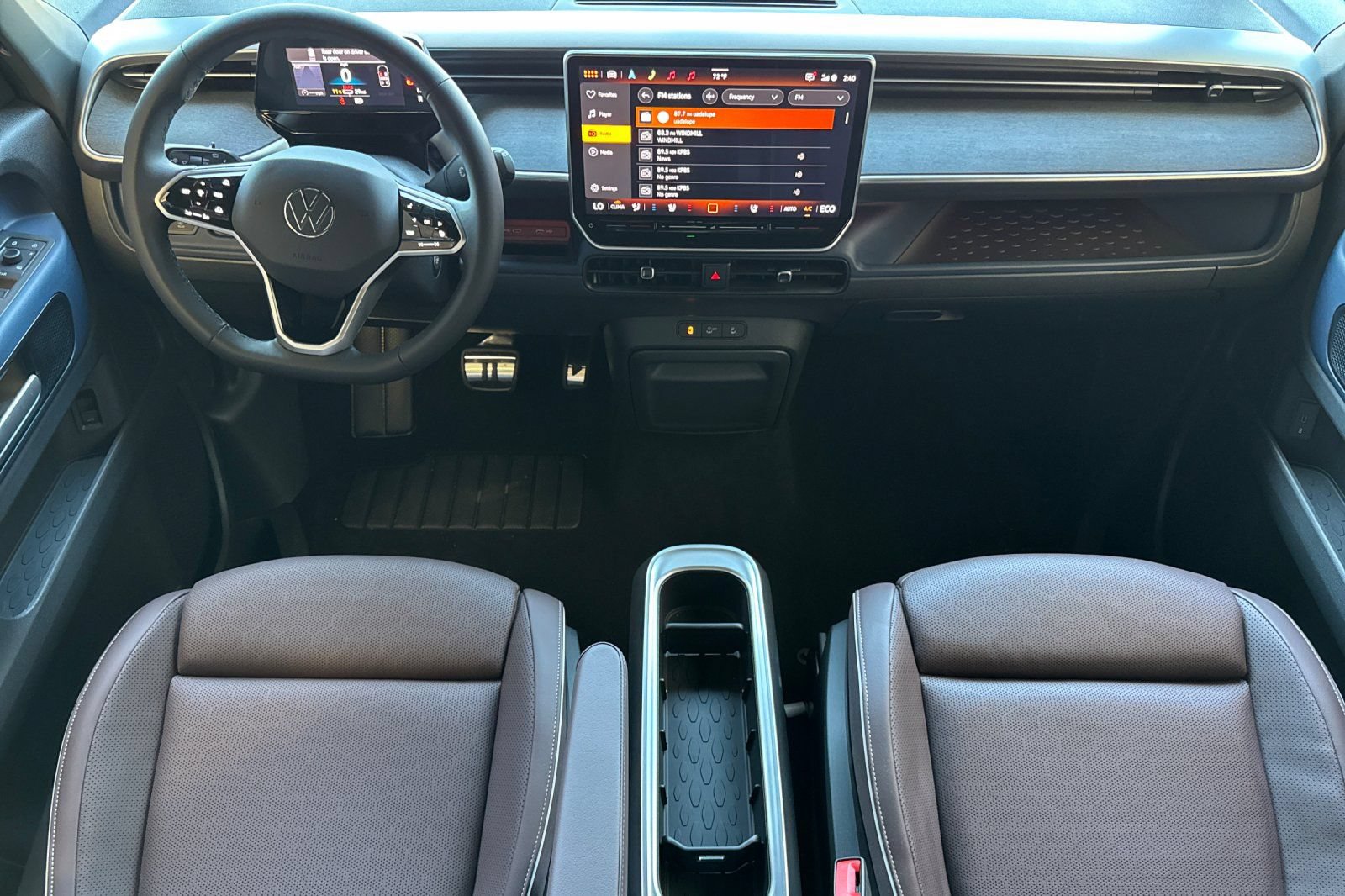 New 2025 Volkswagen ID. Buzz Pro S RWD image 13