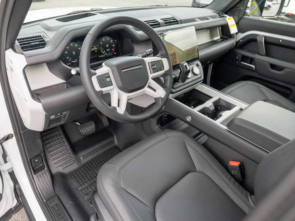 New 2026 Land Rover Defender 110 X-Dynamic SE image 11