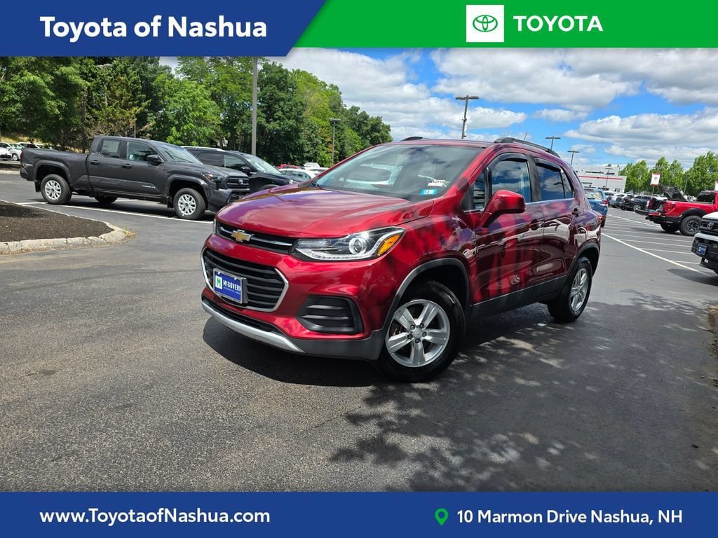 Used 2018 Chevrolet Trax LT AWD/4WD image 1