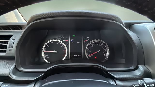 Used 2022 Toyota 4Runner Limited RWD image 15