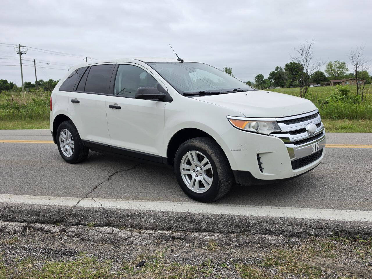 Used 2012 Ford Edge SE