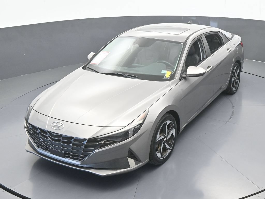 Used 2022 Hyundai Elantra Limited FWD image 46