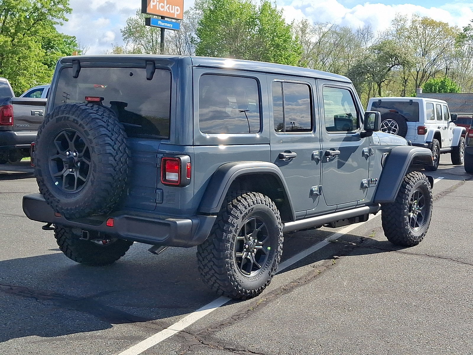 New 2026 Jeep Wrangler Willys AWD/4WD image 4