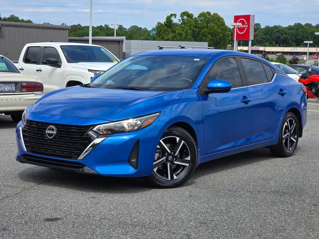 Used 2024 Nissan Sentra SV FWD image 2