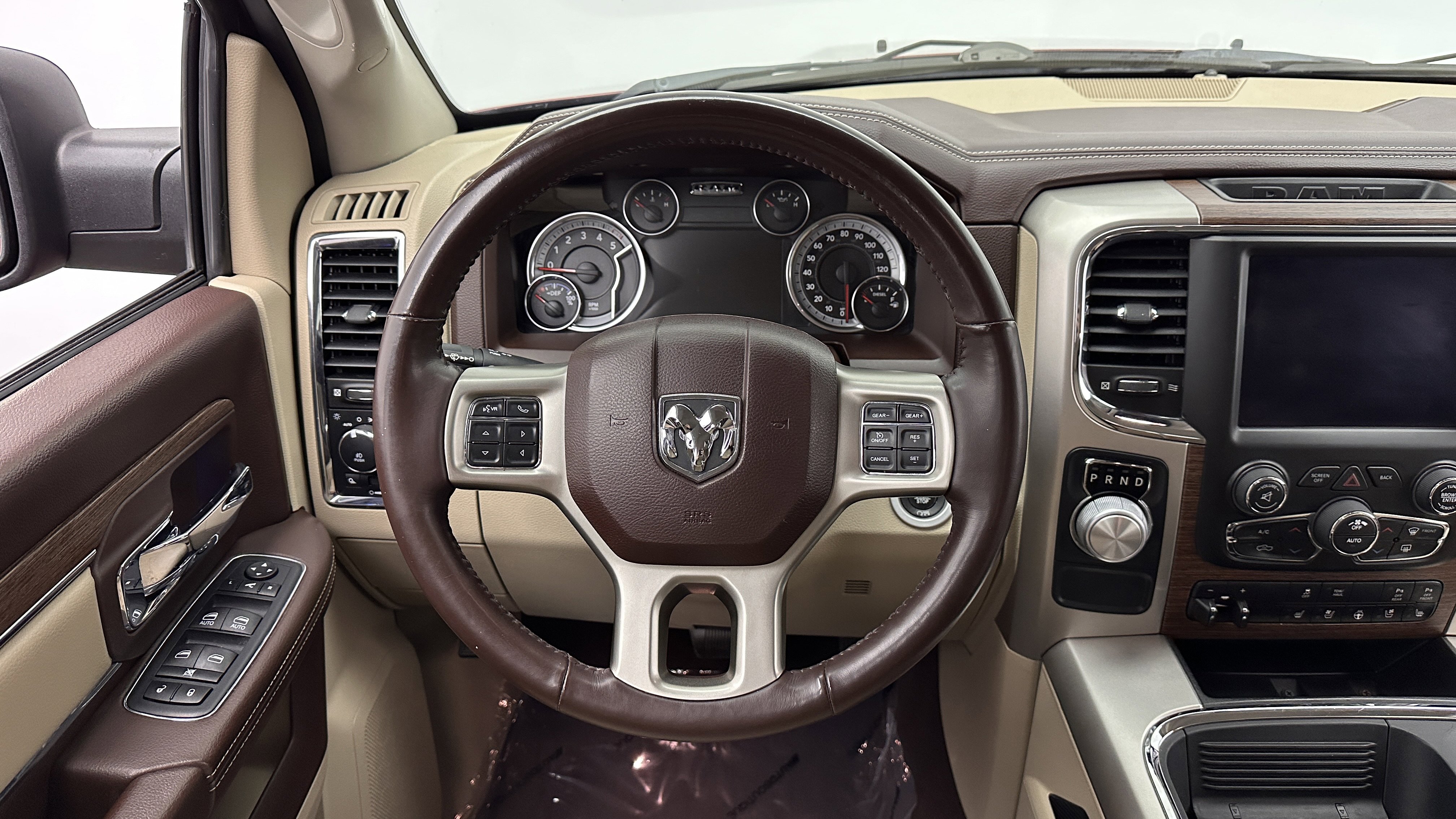 Used 2019 RAM 1500 Laramie w/ Convenience Group image 24