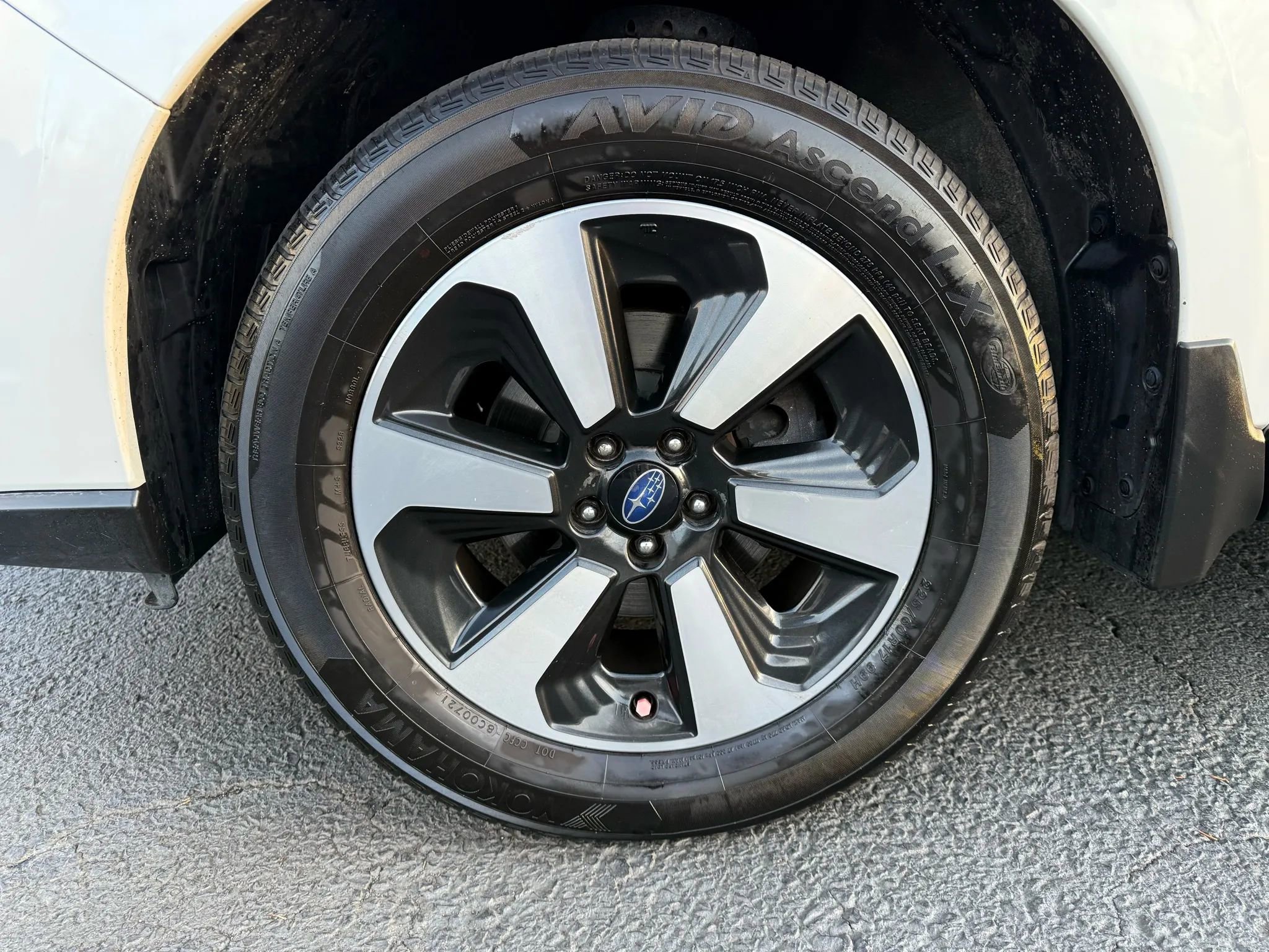 Used 2017 Subaru Forester 2.5i Limited image 12