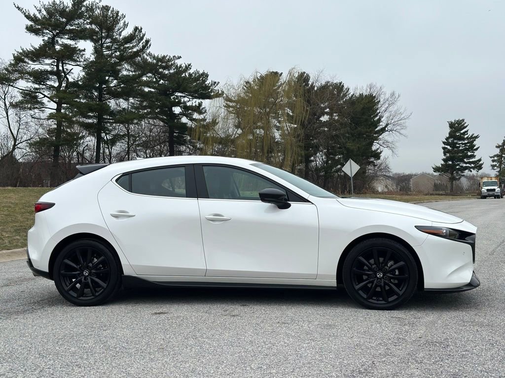 Used 2024 MAZDA MAZDA3 Hatchback w/Premium Plus Pkg image 8