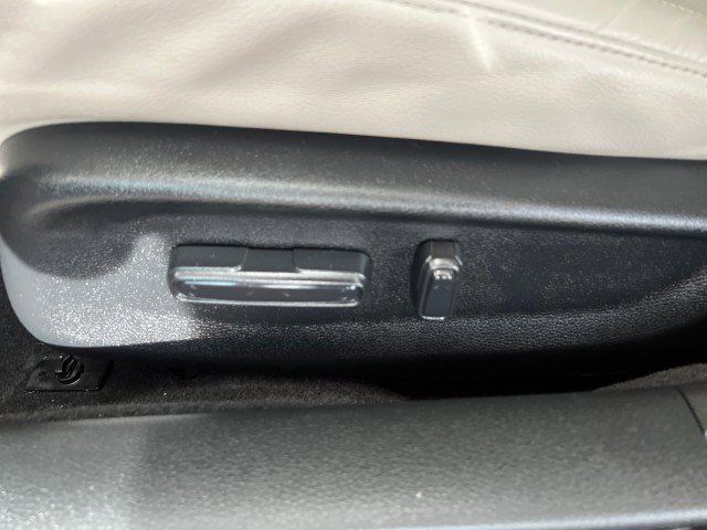 Used 2021 Honda Insight Touring image 30