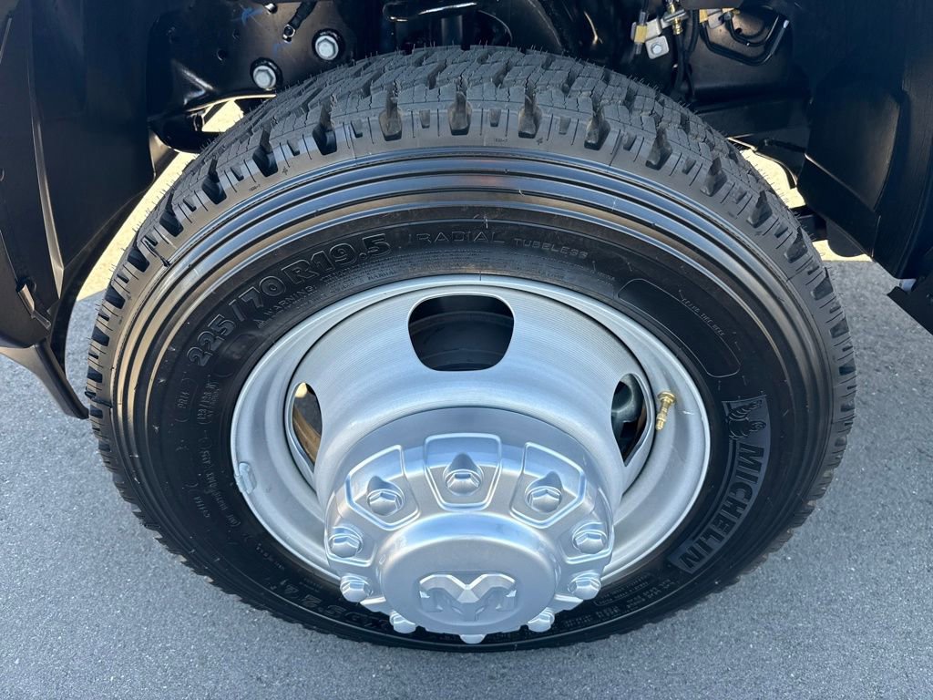 New 2026 RAM 5500 Tradesman w/ Chrome Appearance Group image 29