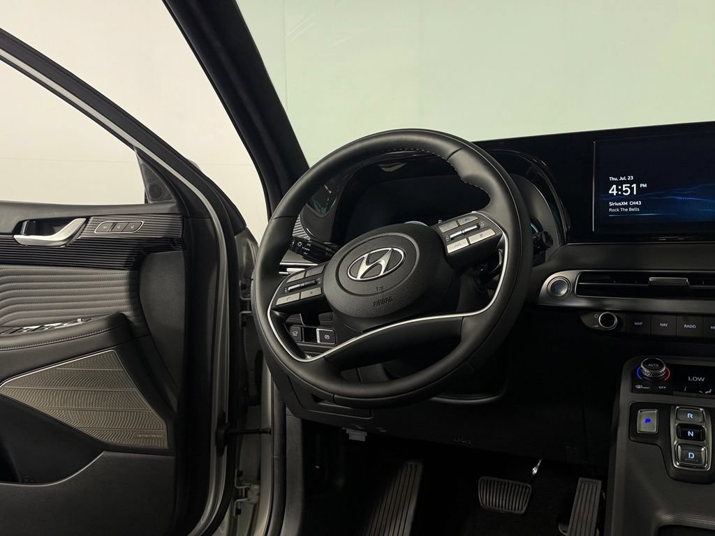 Used 2025 Hyundai Palisade Calligraphy AWD/4WD image 15