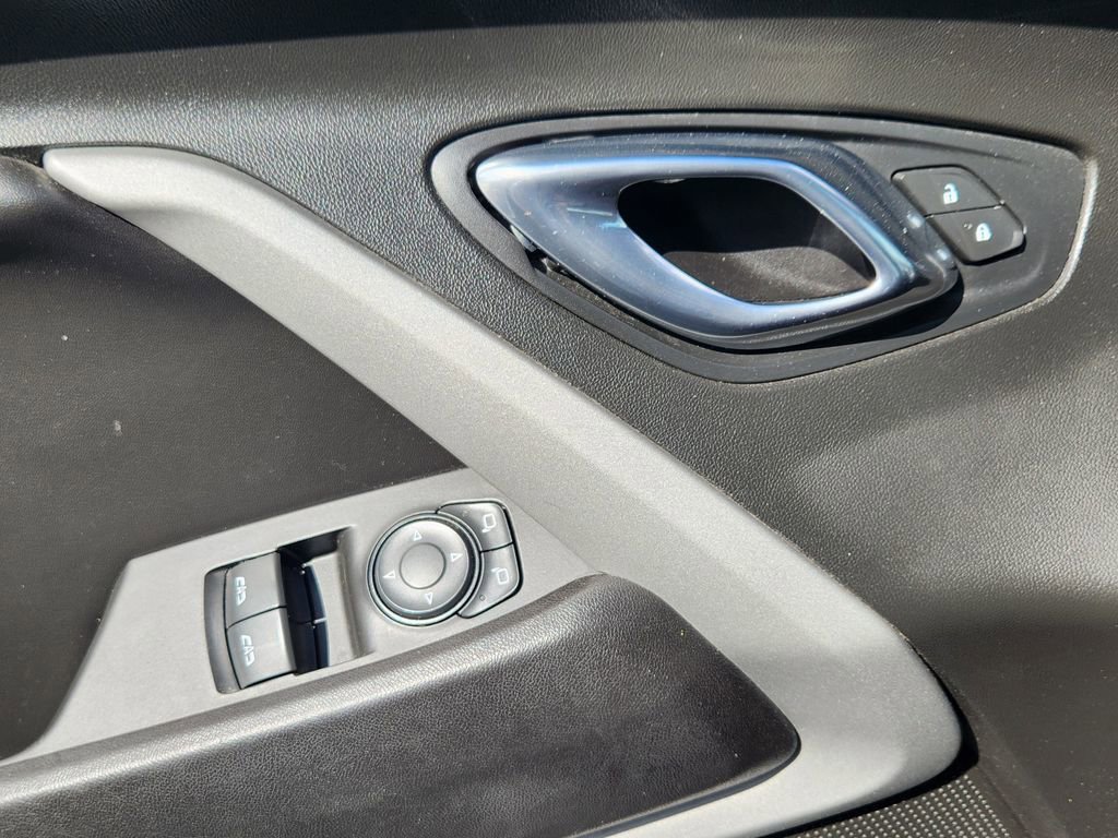 Used 2019 Chevrolet Camaro LT RWD image 23