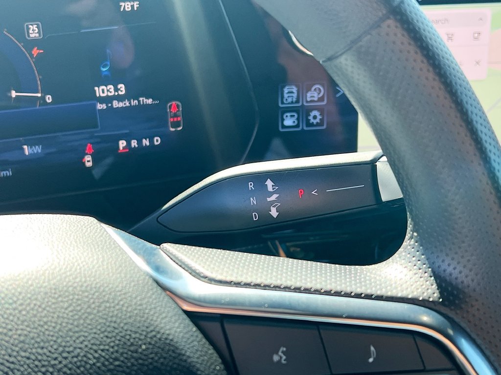 Used 2025 Chevrolet Blazer EV LT FWD image 17