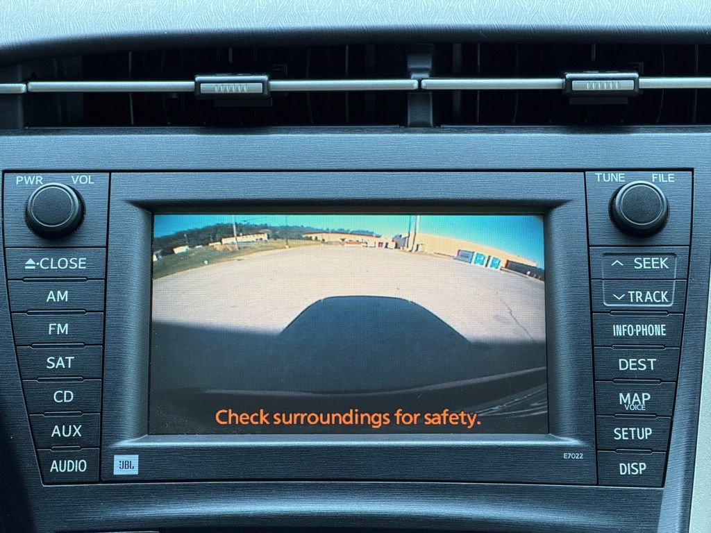 Used 2011 Toyota Prius Three w/ Navigation Pkg FWD image 11