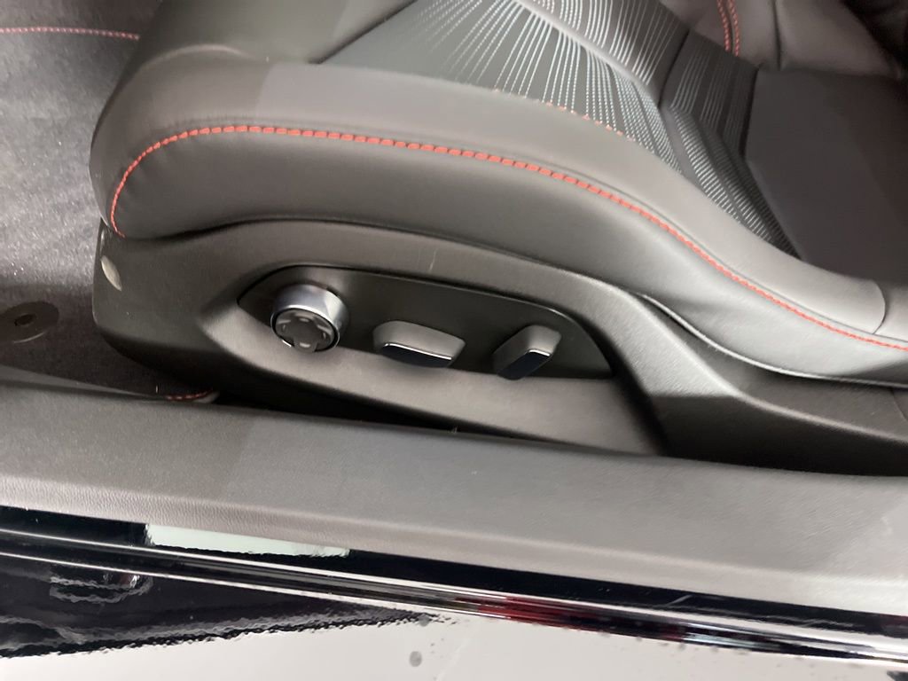 New 2026 Chevrolet Corvette Stingray Premium Conv w/ Stealth Interior Trim Package RWD image 21