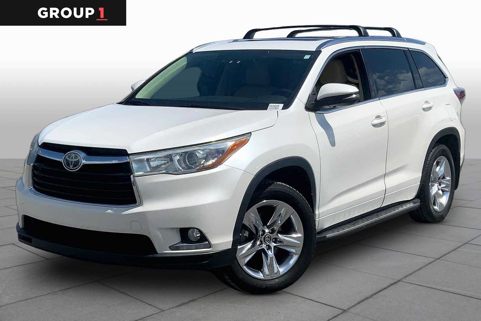 Used 2016 Toyota Highlander Limited w/ Driver Technology Package AWD/4WD image 1